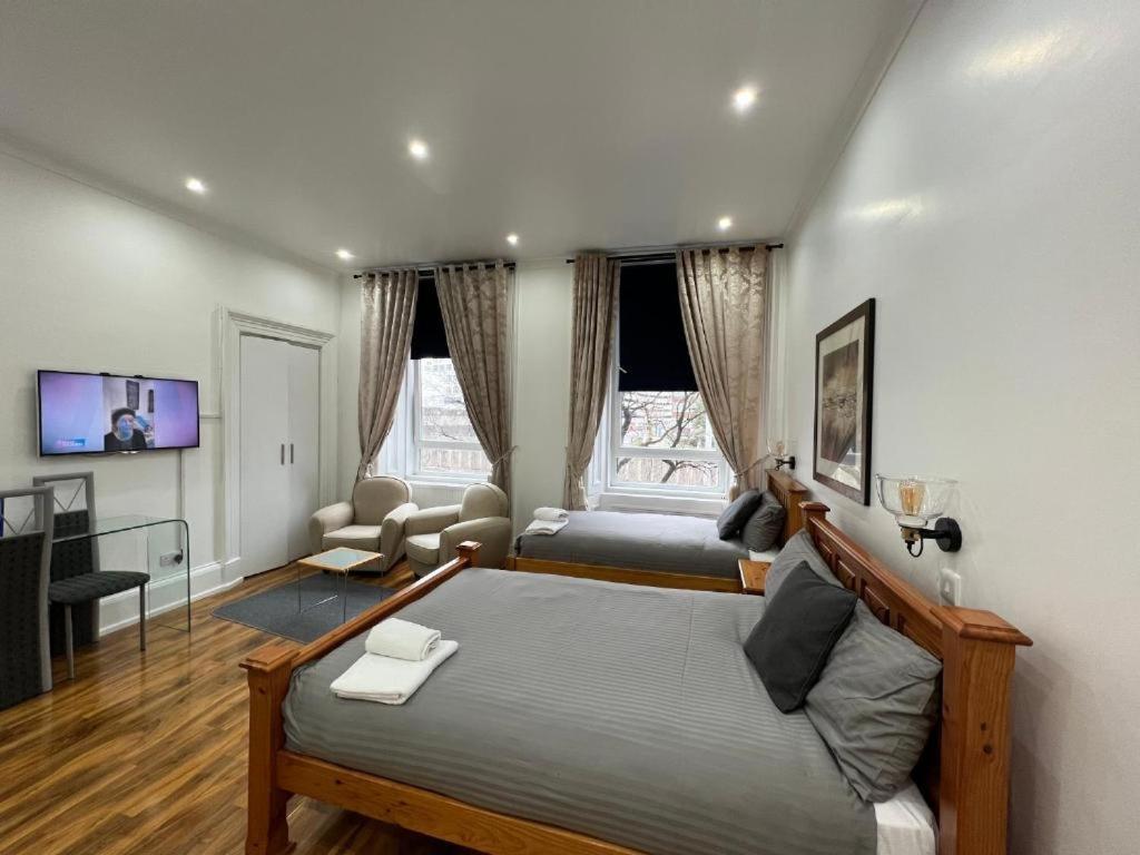Apartment Centre *